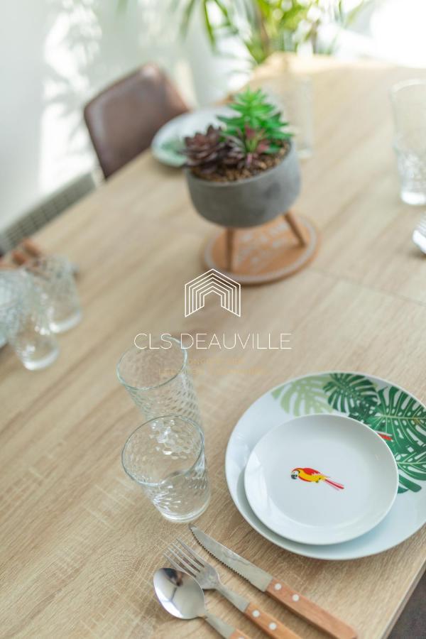 Le Ponton C.L.S โดวีลล์ ภายนอก รูปภาพ